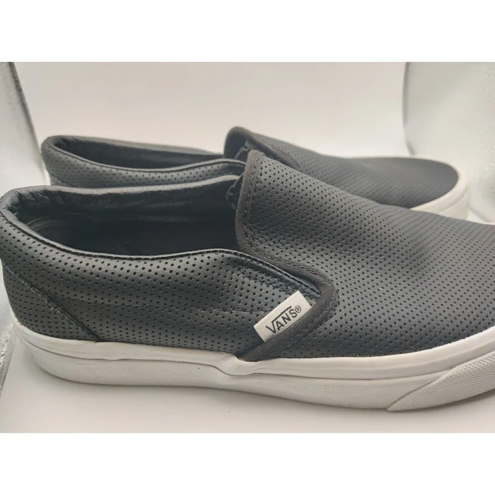 VANS Off The Wall Womens Leather Loafers Size 7 Black and White